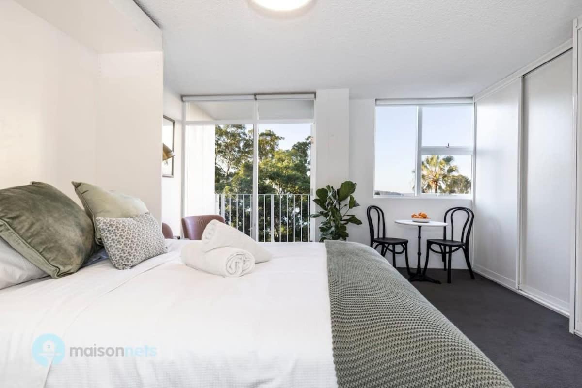 Studio Apt With Parking Balcony & Water Views Sídney Exterior foto